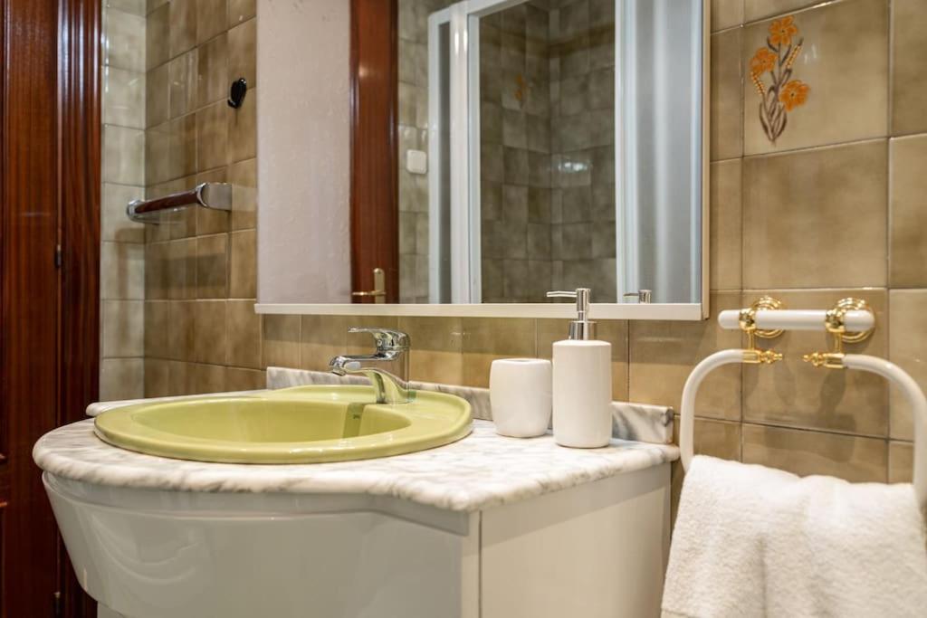 Apartamento Trisquel Gijón Exterior foto